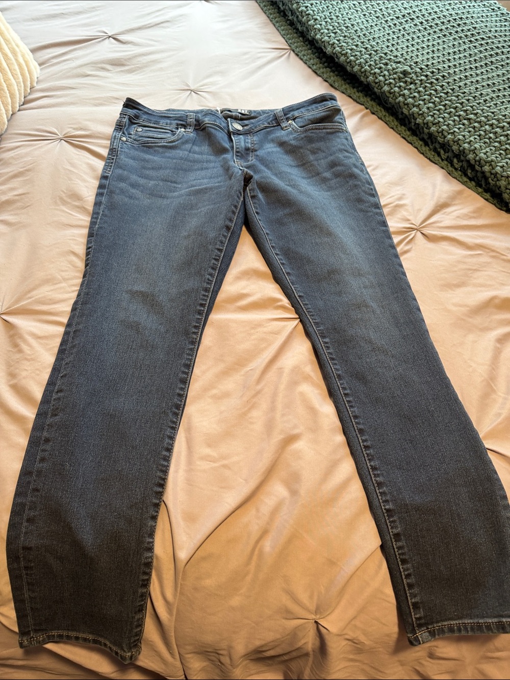 Kut from the Kloth Women's Straight Leg Jeans - Dark Gray Wash